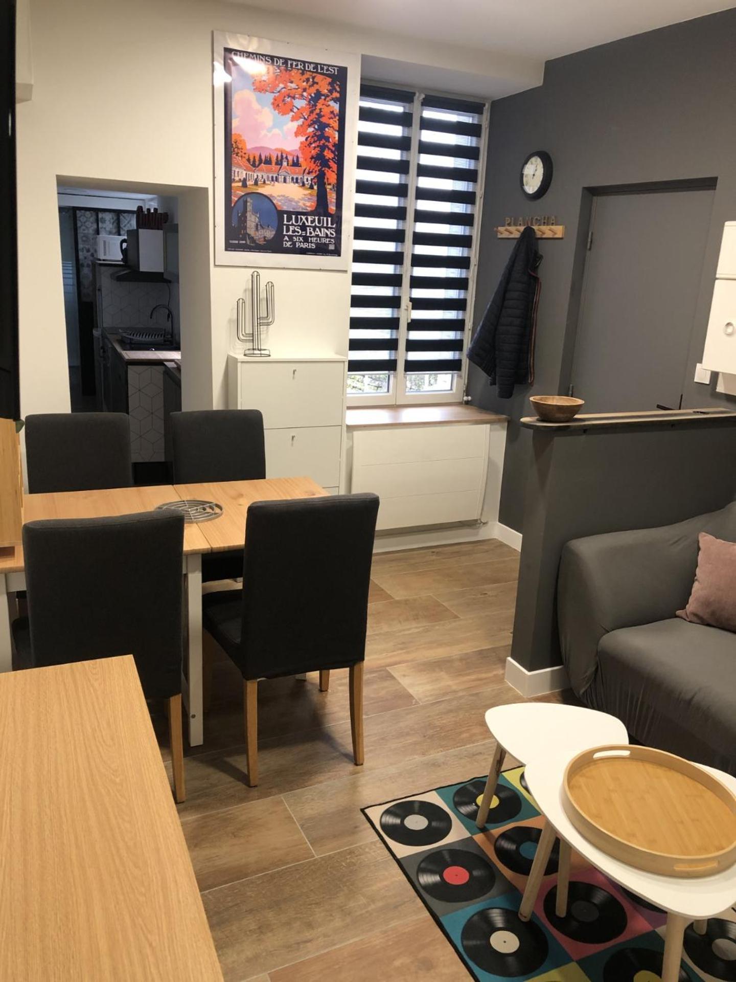 Meubles Deco Fab - Plancha Διαμέρισμα Luxeuil-les-Bains Εξωτερικό φωτογραφία