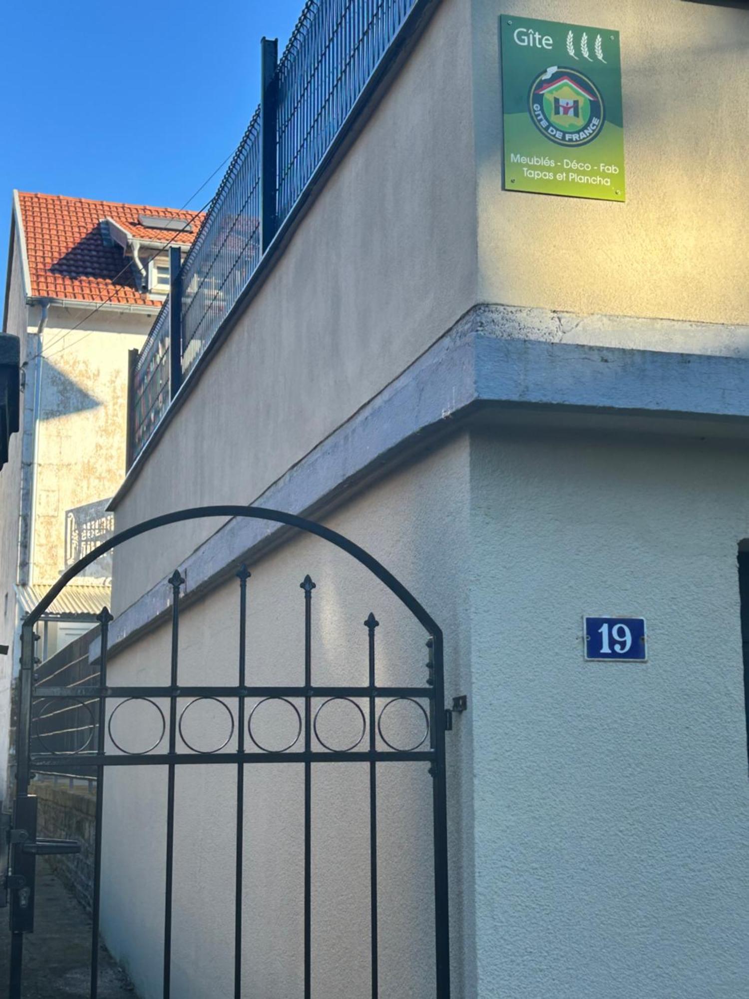 Meubles Deco Fab - Plancha Διαμέρισμα Luxeuil-les-Bains Εξωτερικό φωτογραφία